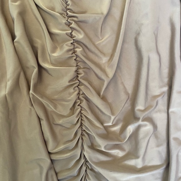 Ruched Front Skirt Set - Picture 2 of 4